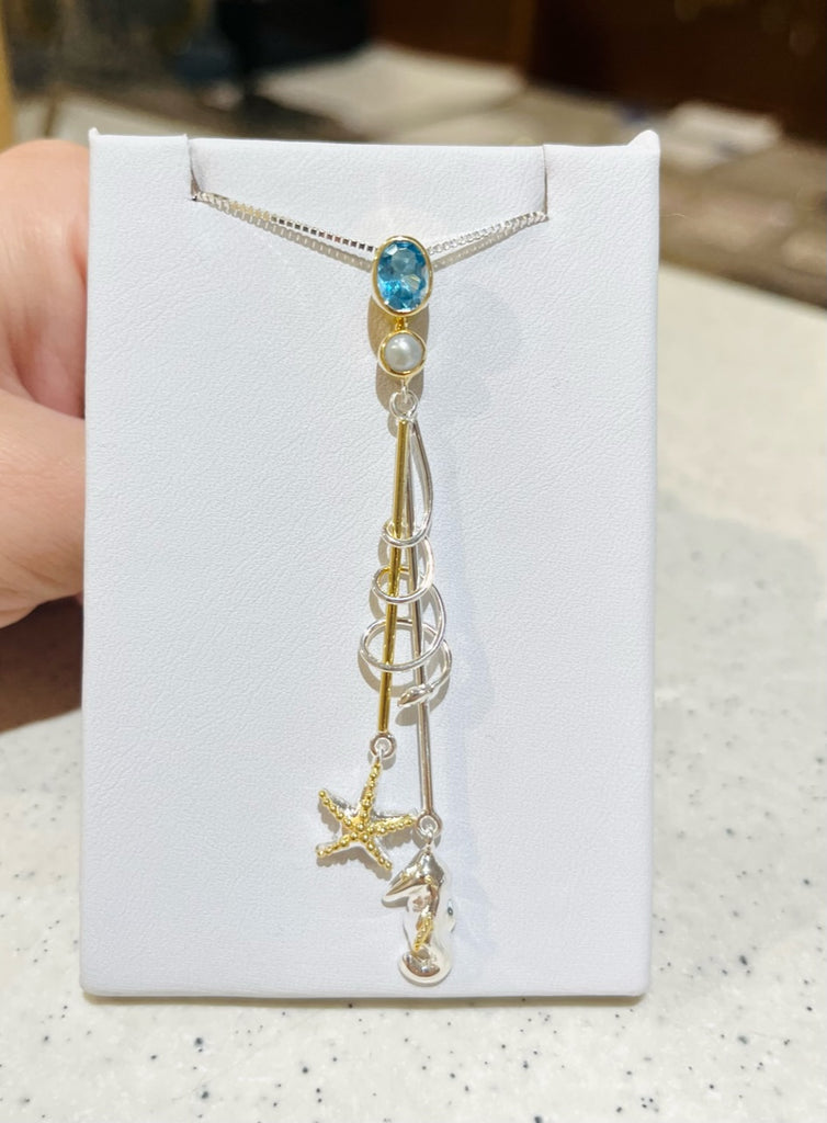 Michou Seahorse/Starfish Pendant