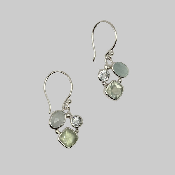 GREEN CLUSTER EARRINGS