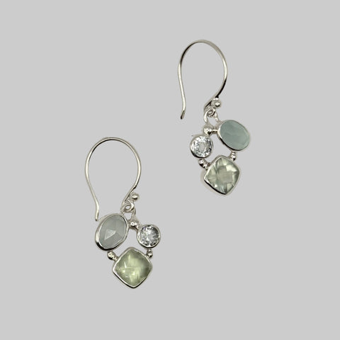 GREEN CLUSTER EARRINGS