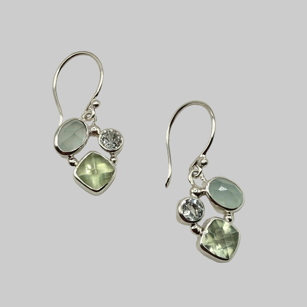 GREEN CLUSTER EARRINGS