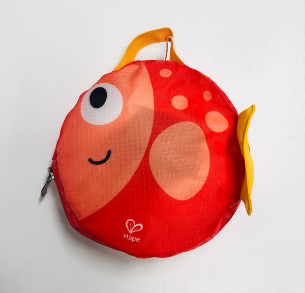 FOLDABLE SAND PAIL AND SHOVELS